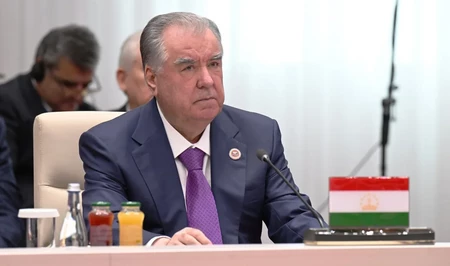 Президент Таджикистана поблагодарил Ильхама Алиева за организацию саммита СВМДА