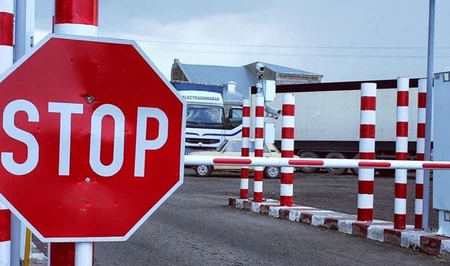 В Азербайджане председателю муниципалитета ограничили право выезда за границу