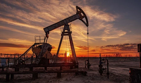 Нефть подорожала на фоне атак хуситов на объекты в Саудовской Аравии
