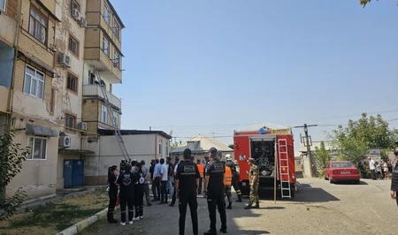 В Нахчыване в жилом здании произошел пожар