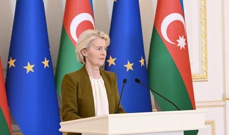 Урсула фон дер Ляйен поздравила Президента Ильхама Алиева с парафированием мирного соглашения