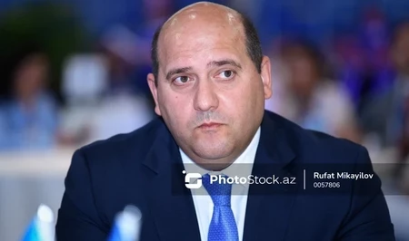 Эмин Гусейнов рассказал о ходе восстановительных работ в Агдаме и Физули