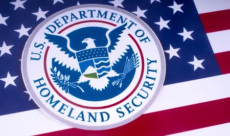 США ужесточают борьбу с мошенничеством при подаче ходатайств о статусе беженца
