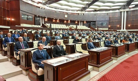 Милли Меджлис принял в III чтении бюджет ГФСЗ: более 8 миллиардов манатов на социальные нужды