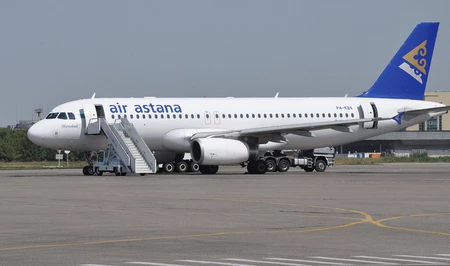 Экстренная посадка: самолет Air Astana вернулся в Алматы из-за задымления на борту