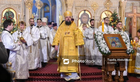 Рождественские богослужения в Баку: фоторепортаж из Кафедрального собора Святых Жён-Мироносиц