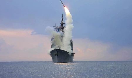 США продолжают борьбу с наркотрафиком: новый удар по судну в Тихом океане