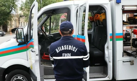 Четыре спасательные операции за сутки: в Баку и на Абшероне спасли двоих детей
