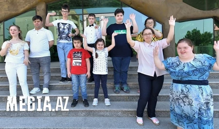 Сила в любви и инклюзии: Баку отмечает Всемирный день людей с синдромом Дауна