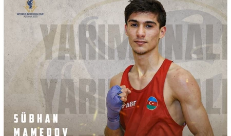 Азербайджанский боксер вышел в полуфинал Кубка мира