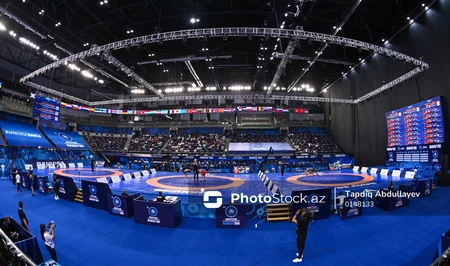 Эльгун Керимли уступил индийскому борцу на старте чемпионата мира U-17 в Баку