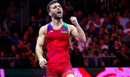 Эльданиз Азизли вышел в финал чемпионата мира