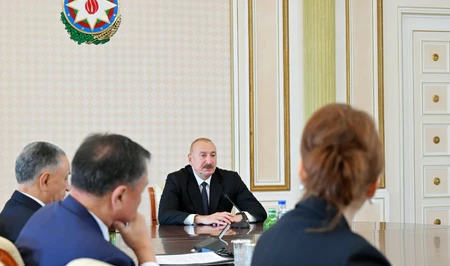 Ильхам Алиев: В странах ОТГ национальные принципы превалируют над навязываемыми извне