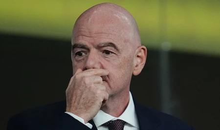 Инфантино проведет экстренные переговоры с чиновниками ФИФА на фоне давления — СМИ