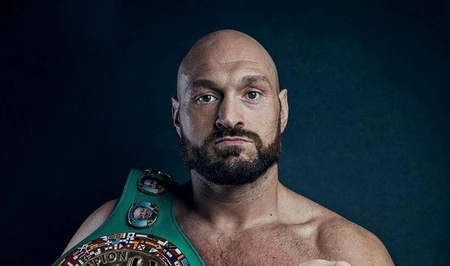 Боксер Тайсон Фьюри завершил профессиональную карьеру