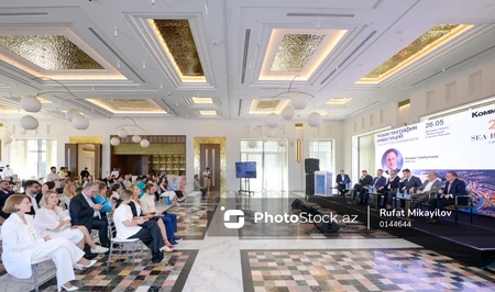 В Баку прошла деловая панель «Инвестиции в Каспийский регион»