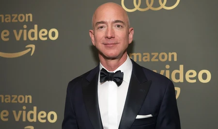 СМИ: Основатель Amazon приостановил финансирование организации по климату