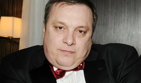 Суд заочно арестовал продюсера группы «Ласковый май»: ему грозит до 10 лет колонии