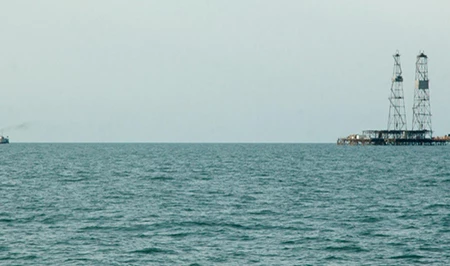 Оштрафовано учреждение, сбрасывающее сточные воды в Каспийское море