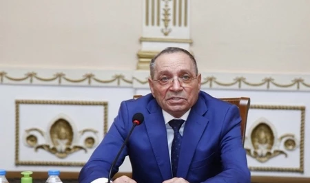 Судья Конституционного суда Рафаэль Гваладзе уходит на пенсию