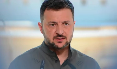 Зеленский о ситуации под Покровском: Напряженно, но окружения нет