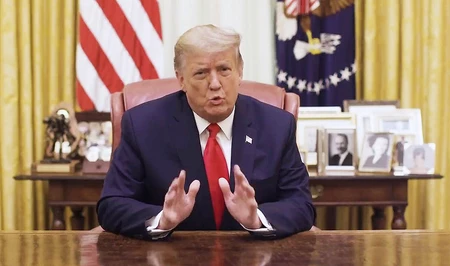 Трамп проводит закрытое совещание с разведкой в Белом доме