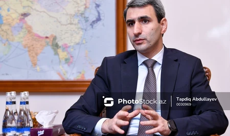 Ровшан Рустамов: Ведутся работы по созданию железнодорожной линии Баку-Нахчыван-Карс