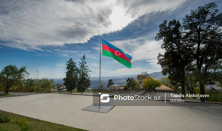 В Лачыне старым коврам дали «вторую жизнь» через искусство
