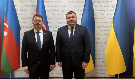 Глава представительства ЕС Петер Михалко завершает работу в Баку