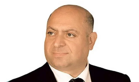Сегодня заслуженному артисту Азербайджана Эльчину Гамидову исполнилось бы 66 лет