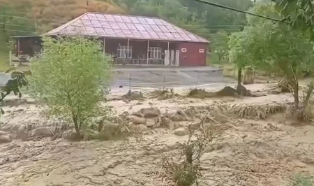 На реках Нахчывана наблюдаются селевые потоки