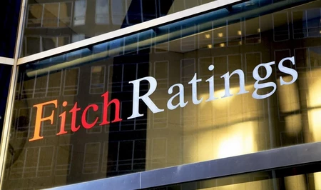 Fitch ждет профицит бюджета Азербайджана даже при снижении цен на нефть
