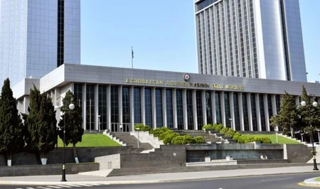 Азербайджан принимает делегацию Панафриканского парламента во главе с Фатихом Бутбигом