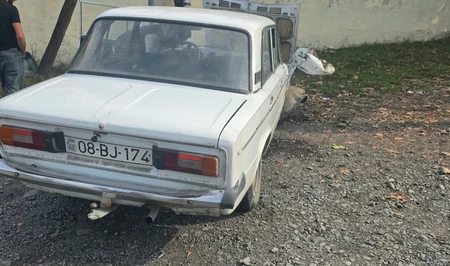 В Загатале автомобиль врезался в столб
