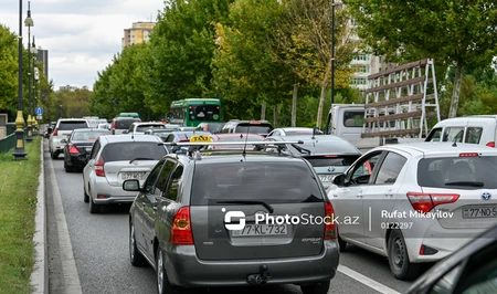 Затрудненное движение в Баку: список загруженных дорог столицы