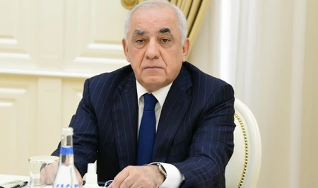 Премьер-министр Азербайджана прибыл с визитом в Узбекистан