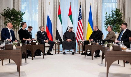 Переговоры Россия-Украина-США в Абу-Даби перенесены: что скрывается за паузой?