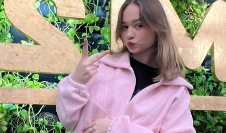 В Москве полиция задержала экс-участницу «Дома-2» за голую прогулку