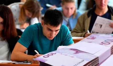 Утверждены цены на обучение в госучреждениях профобразования в Азербайджане на 2026/2027 год
