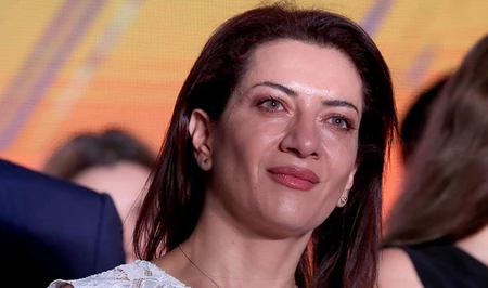 Жена Пашиняна пожаловалась на угрозы после публикации заметки о семейном насилии