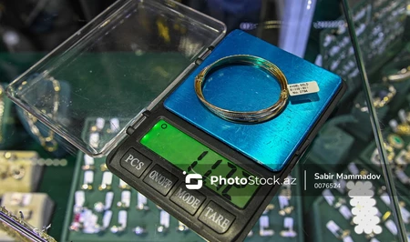 Почему золото дорожает: роль инфляции, нефти и геополитической неопределенности