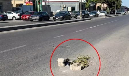 Открытый люк в Хырдалане вызвал опасность для движения