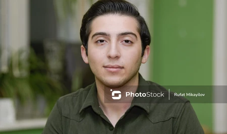 19-летний автор хитов, чьи песни исполняют звезды азербайджанской эстрады: интервью с Яшаром Аразом