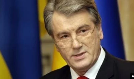 Виктор Ющенко выступил на конференции по пропавшим без вести в Баку