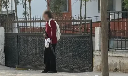 В Турции ученица пришла к школе с ружьем: оружие отобрали родители и учителя