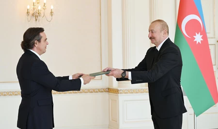 Президент Ильхам Алиев принял верительные грамоты новоназначенного посла Бразилии в Азербайджане