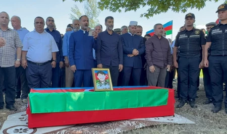 В Уджарском районе проводили в последний путь шехида Первой Карабахской войны