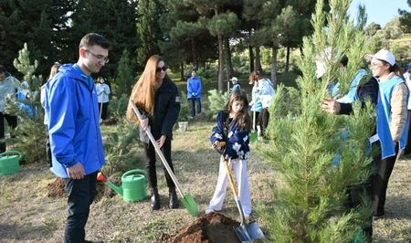 В бакинском парке «Гянджлик» состоялась акция по посадке деревьев