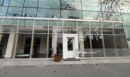 В Баку демонтированы вывески и освобождено здание, где ранее располагался «Русский дом»