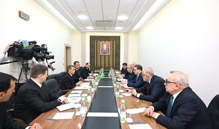 Микаил Джаббаров провел переговоры с вице-премьером Туркменистана